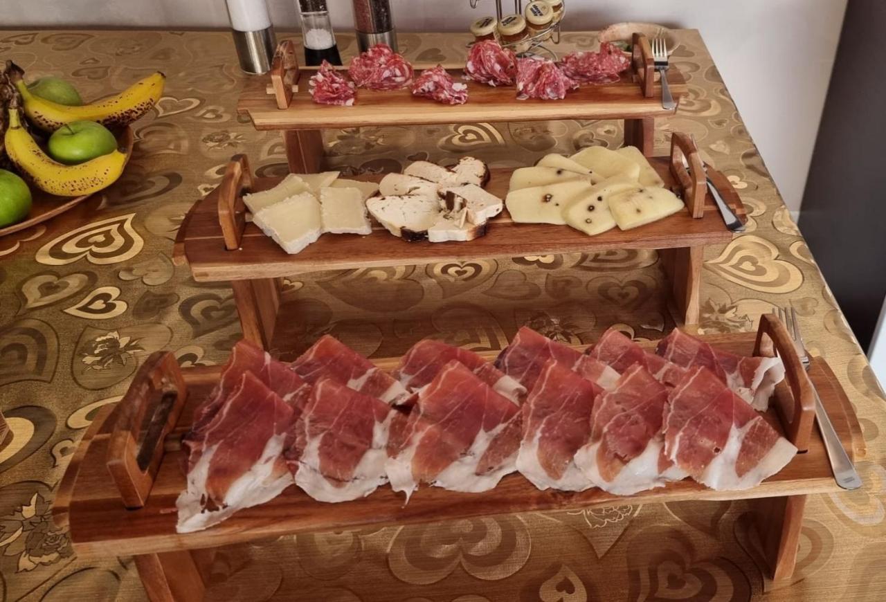 Essenziale Bed & Breakfast Castell'Anselmo Exterior foto